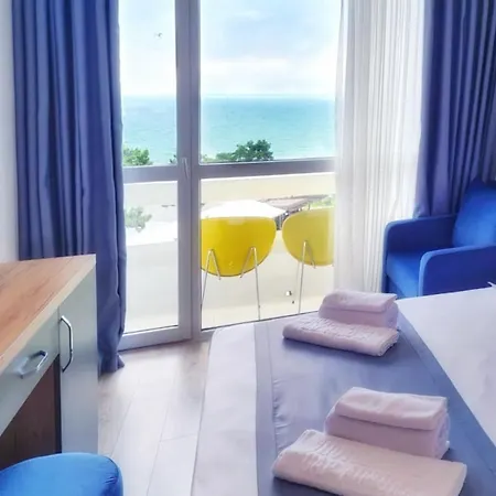 Opal Hotel 3*