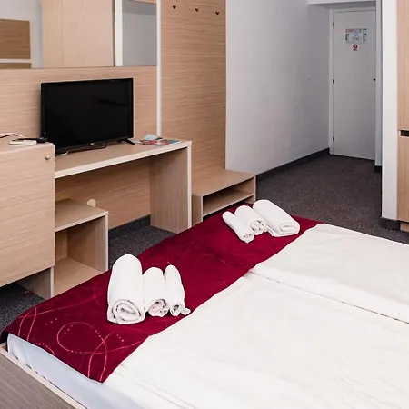 Hotel Opal